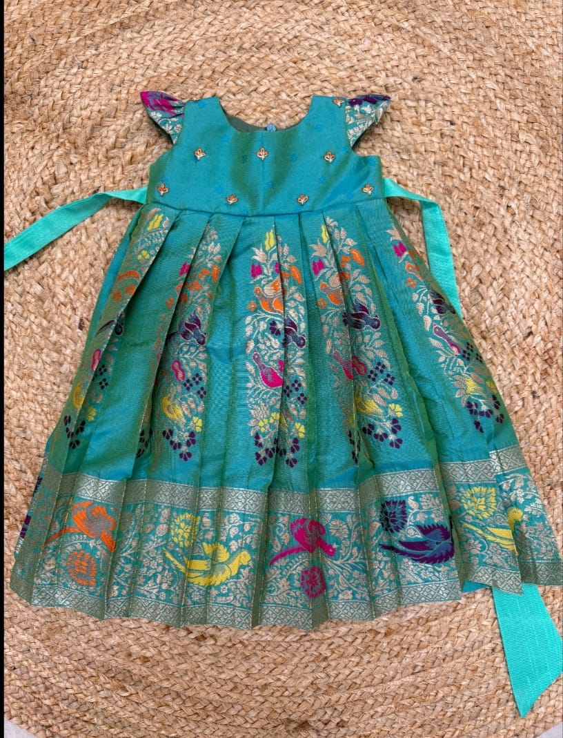 Teal Green Floral Sisters set