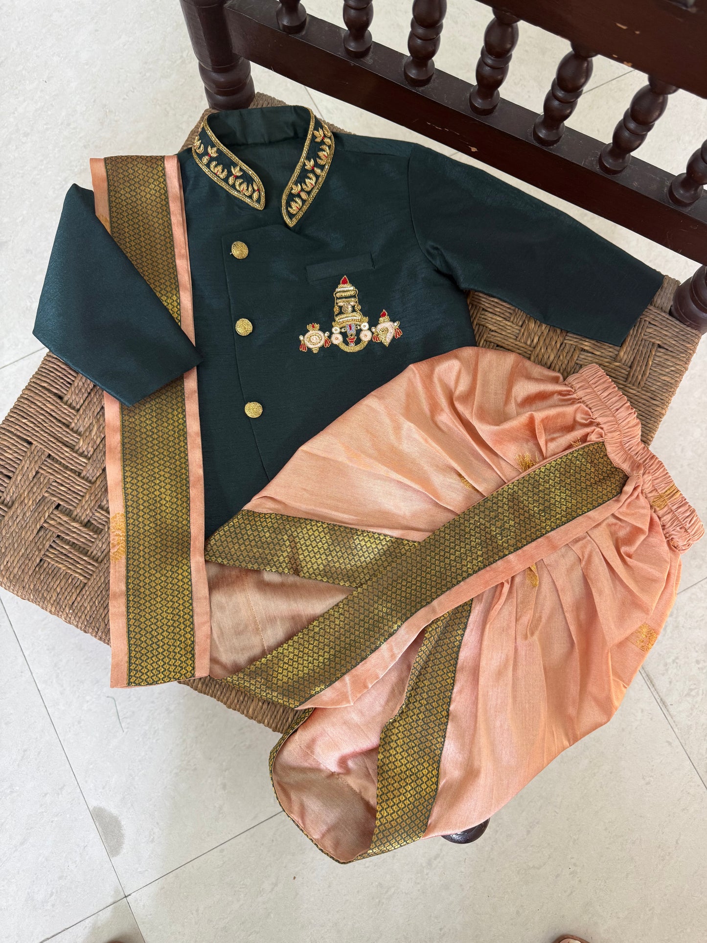 Divine venkateshwara kurtha dhothi set