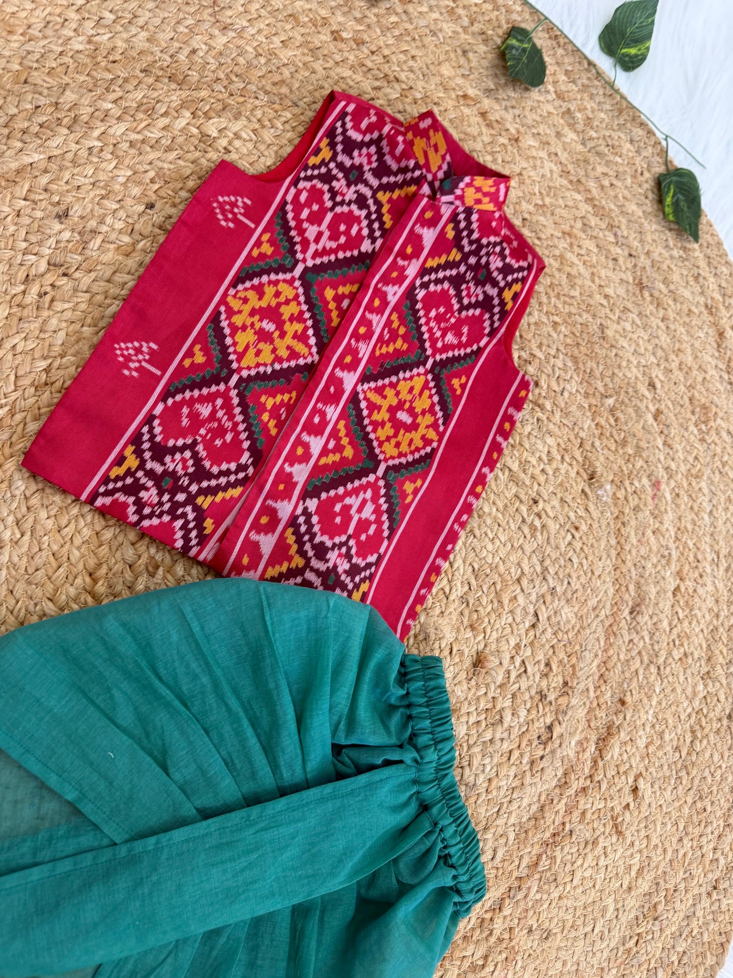 Patola mini dhothi set