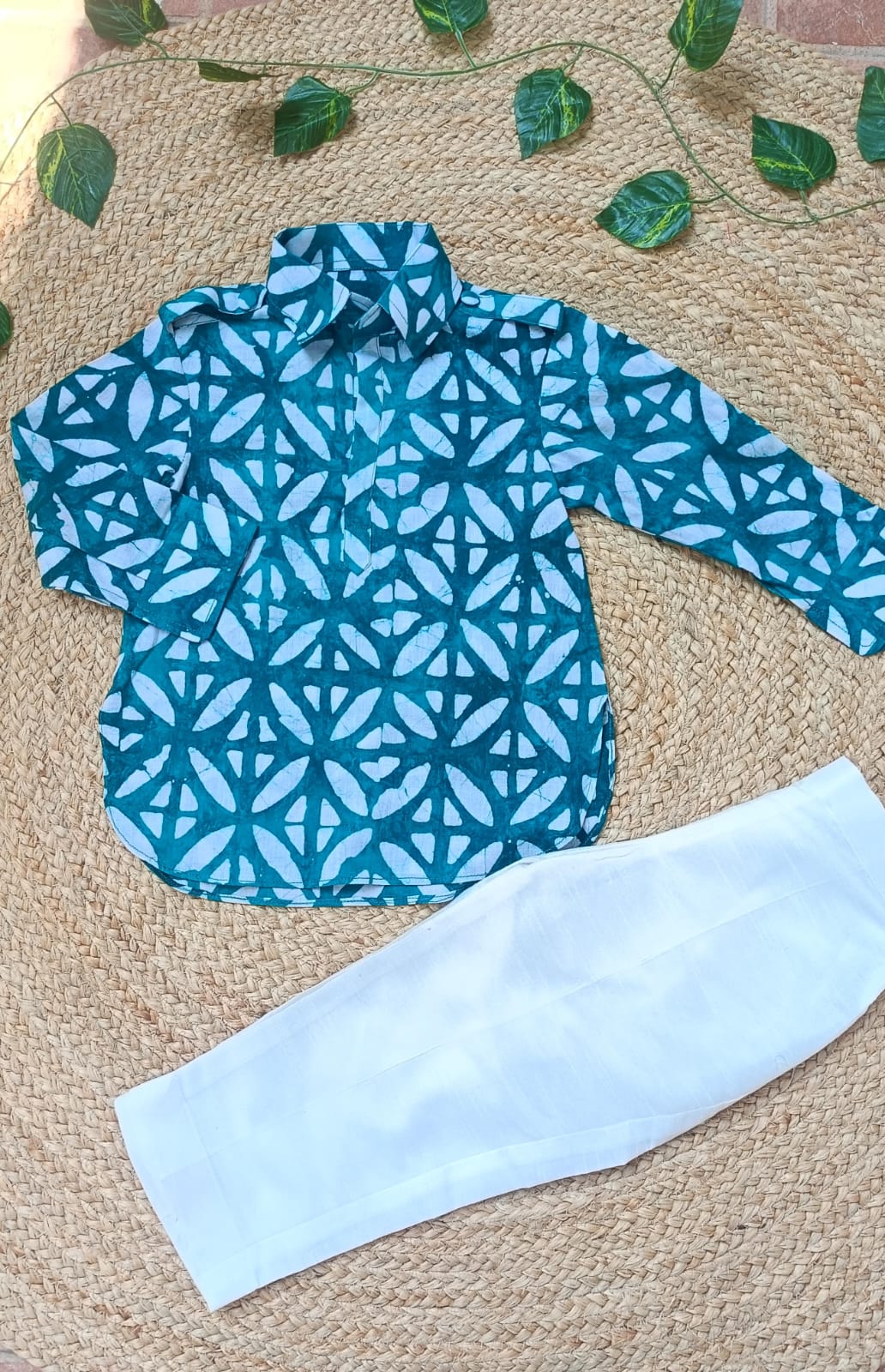 Classic Batik Kurtha Set- blue