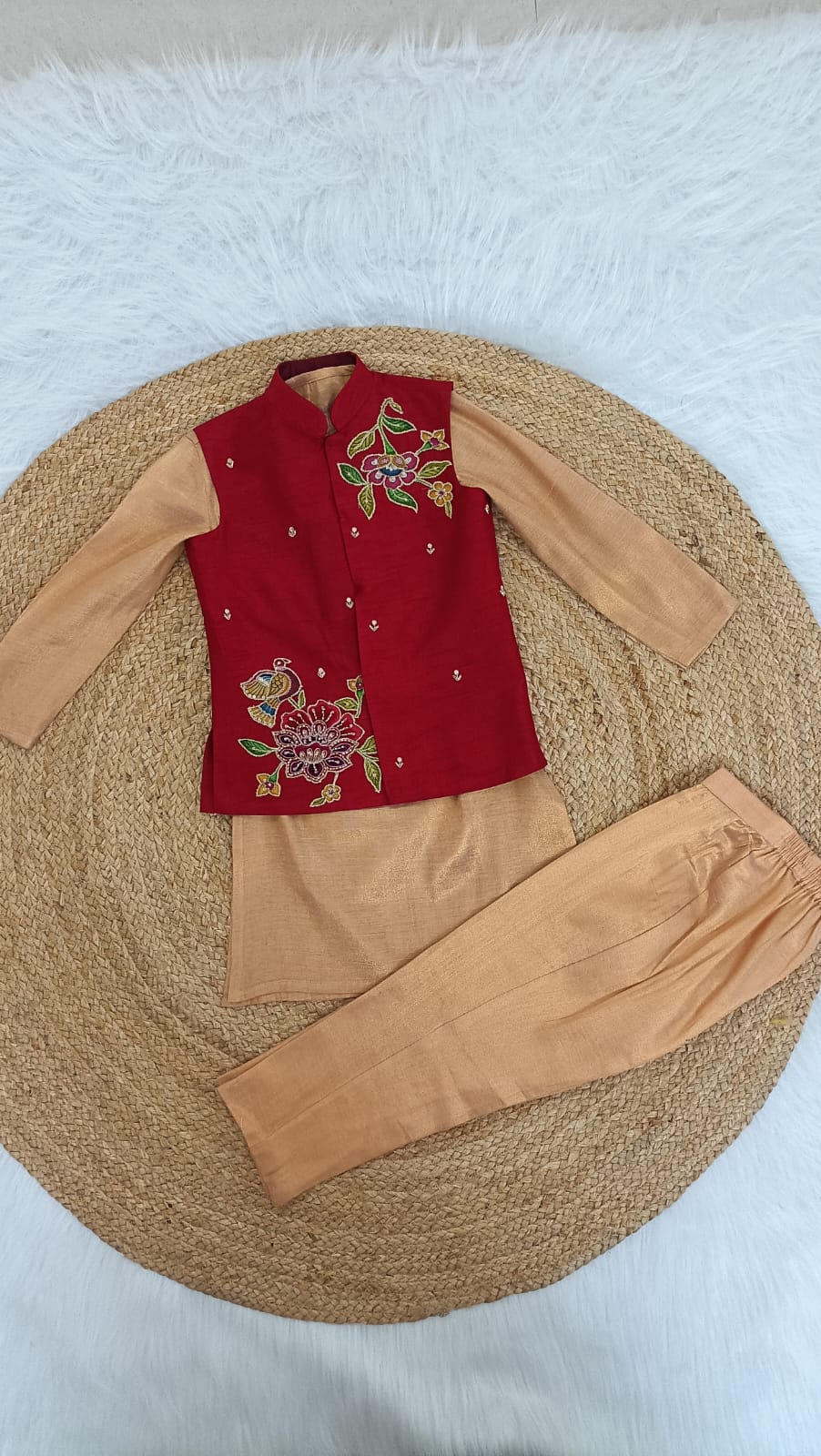 Applique floral nehru jacket set.