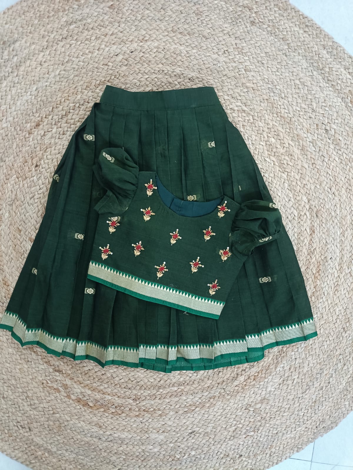 Naira lehenga set - Green