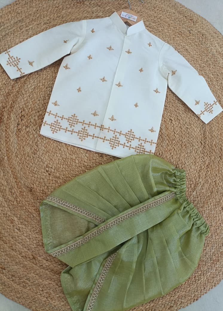 Kolam Classic Kurta Set